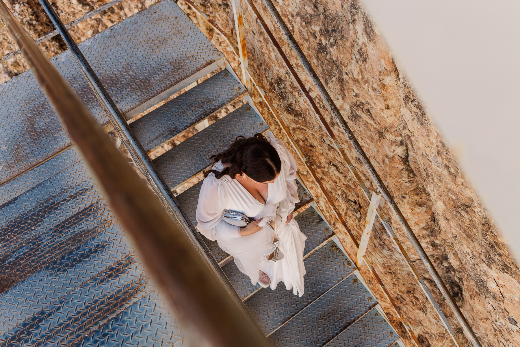 michal-and-daniela_first-look_vingerklip-elopement-namibia