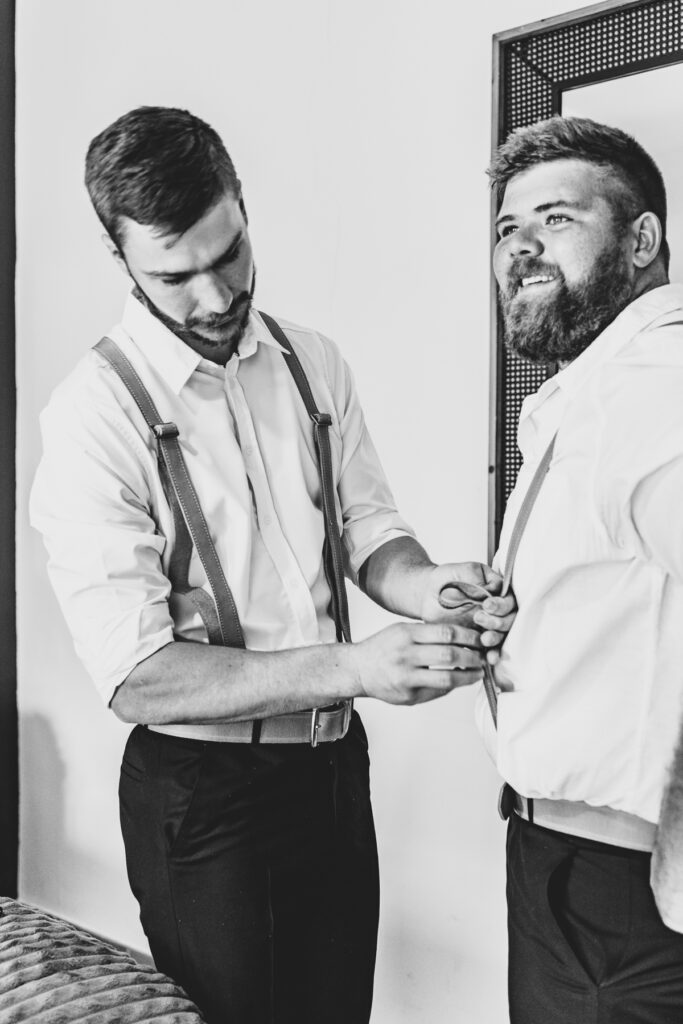 groom-preparation_otjiwarongo-namibia-otjiwarongo-wedding-photographer_mariette-du-toit-photography