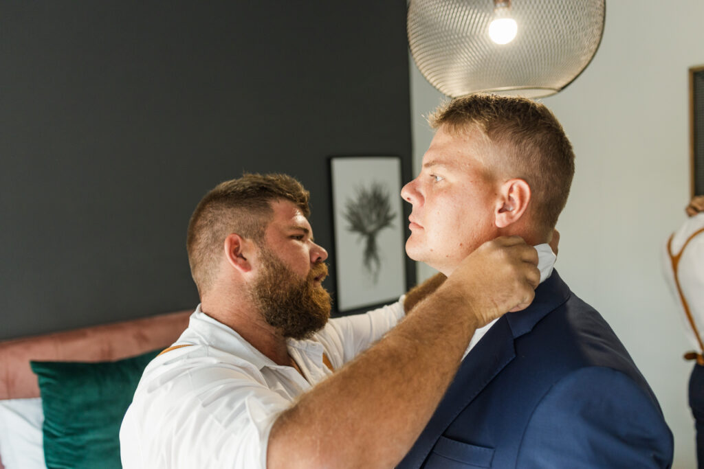 groom-preparation_otjiwarongo-namibia-otjiwarongo-wedding-photographer_mariette-du-toit-photography